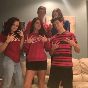 Meet your Posher, Cameron